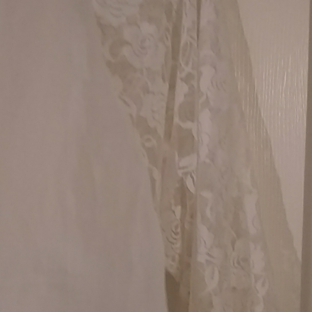 Top - Picture 3 of 3